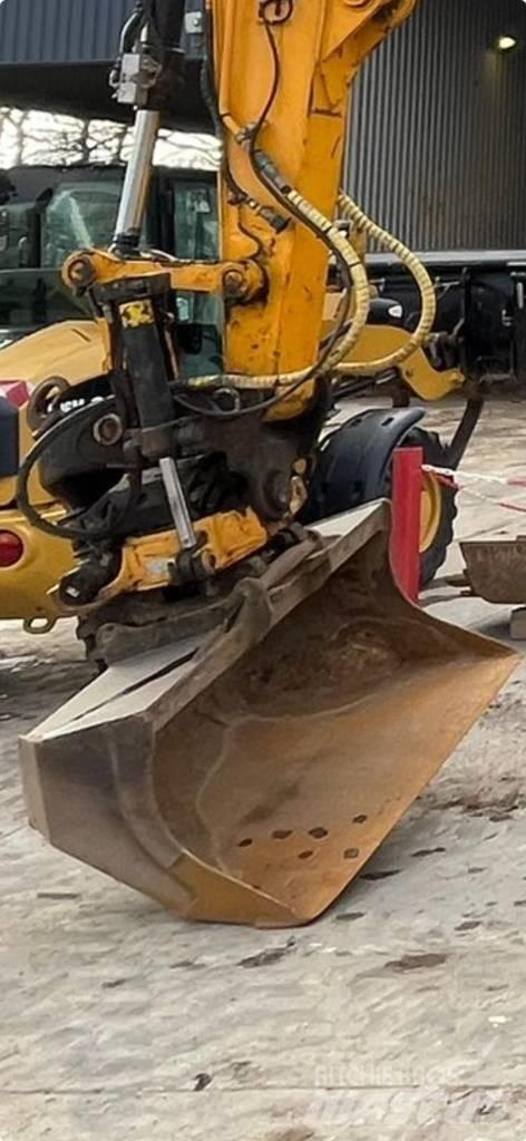 JCB JS 145 W Escavatori gommati