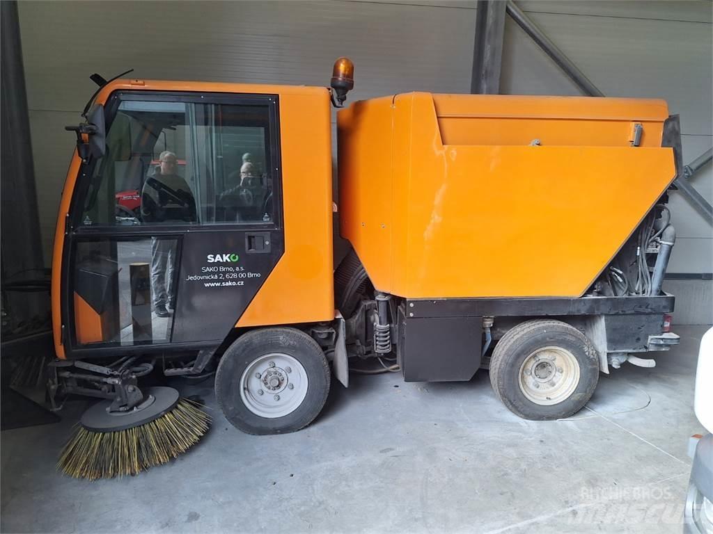 Bucher CC 2000 E2 Costruzioni - Altro