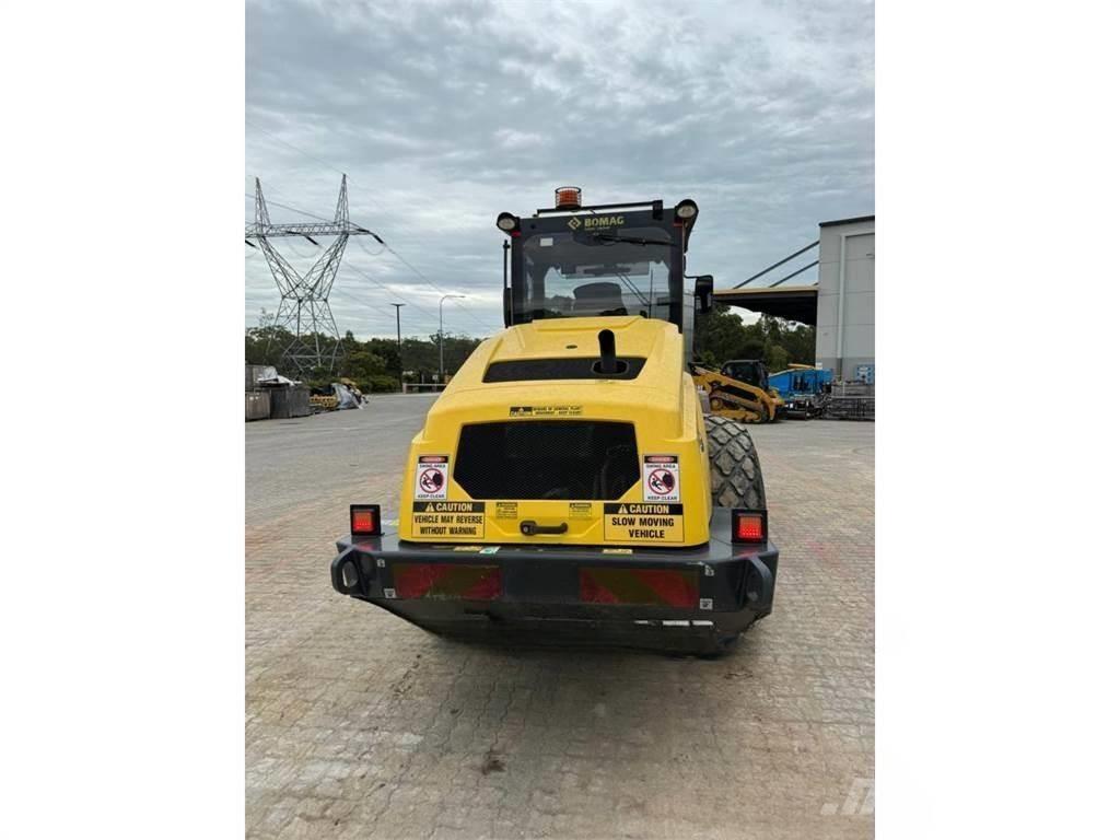 BMW 213D Rulli monotamburo