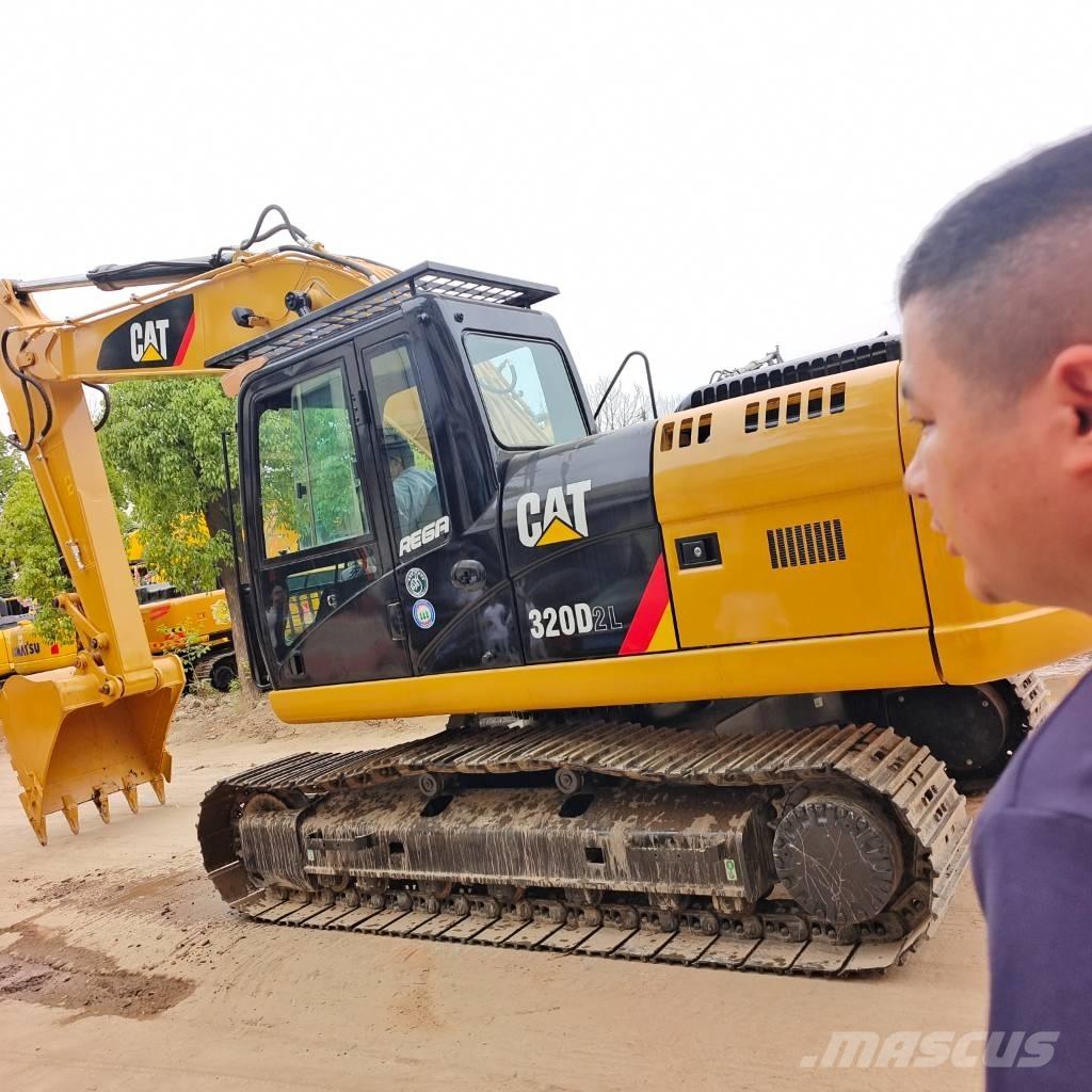 CAT 320 D Escavatori cingolati