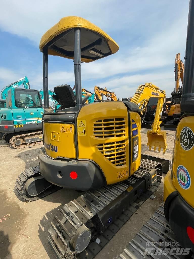 Komatsu PC30 Miniescavatori
