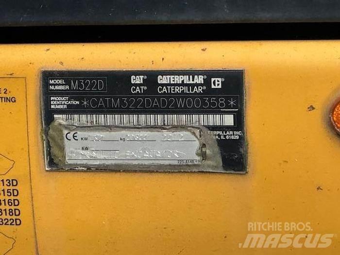 CAT M 322 D Escavatori gommati