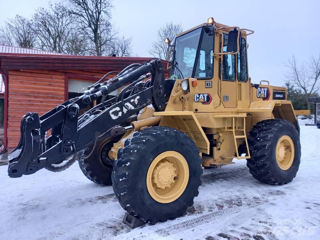 CAT IT 28 B Pale gommate