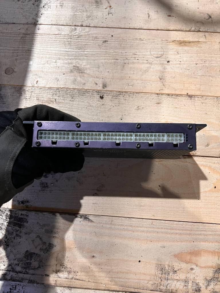 Valmet 5044018 Componenti elettroniche