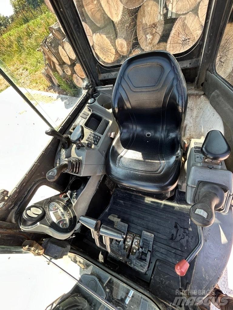 Bobcat E 25 Miniescavatori