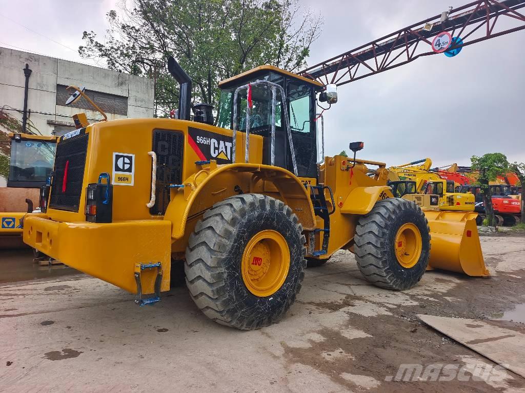 CAT 966H Pale gommate