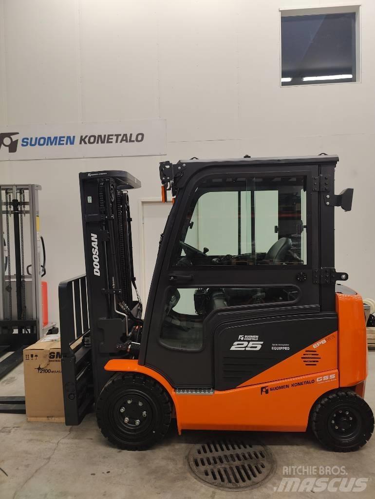 Doosan B25NS TARJOUS! Carrelli elevatori elettrici