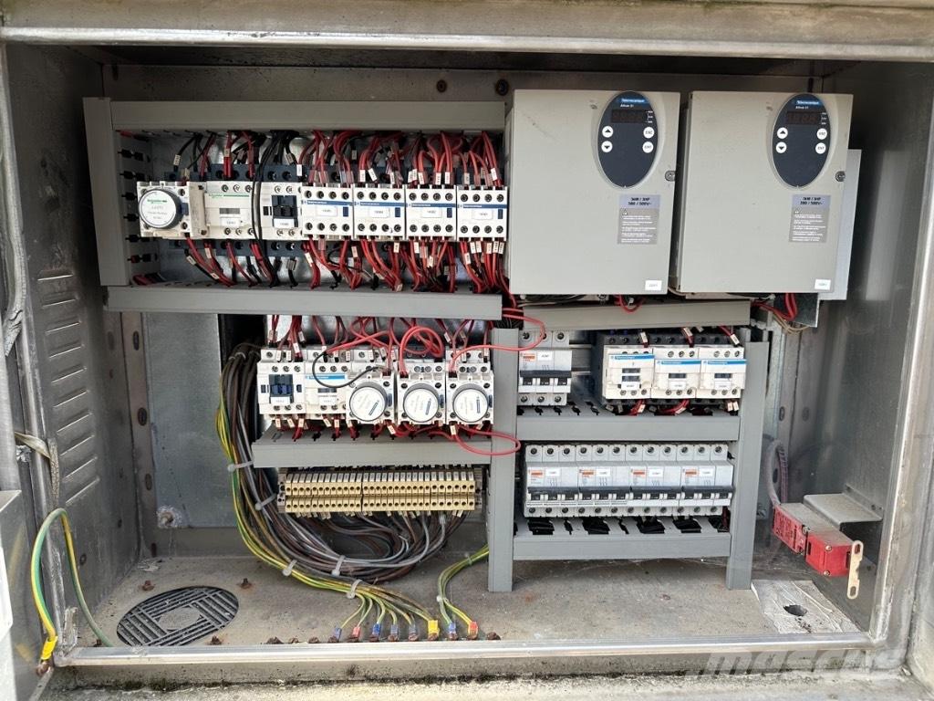 Comedil CBR 32 Plus Gru automontanti