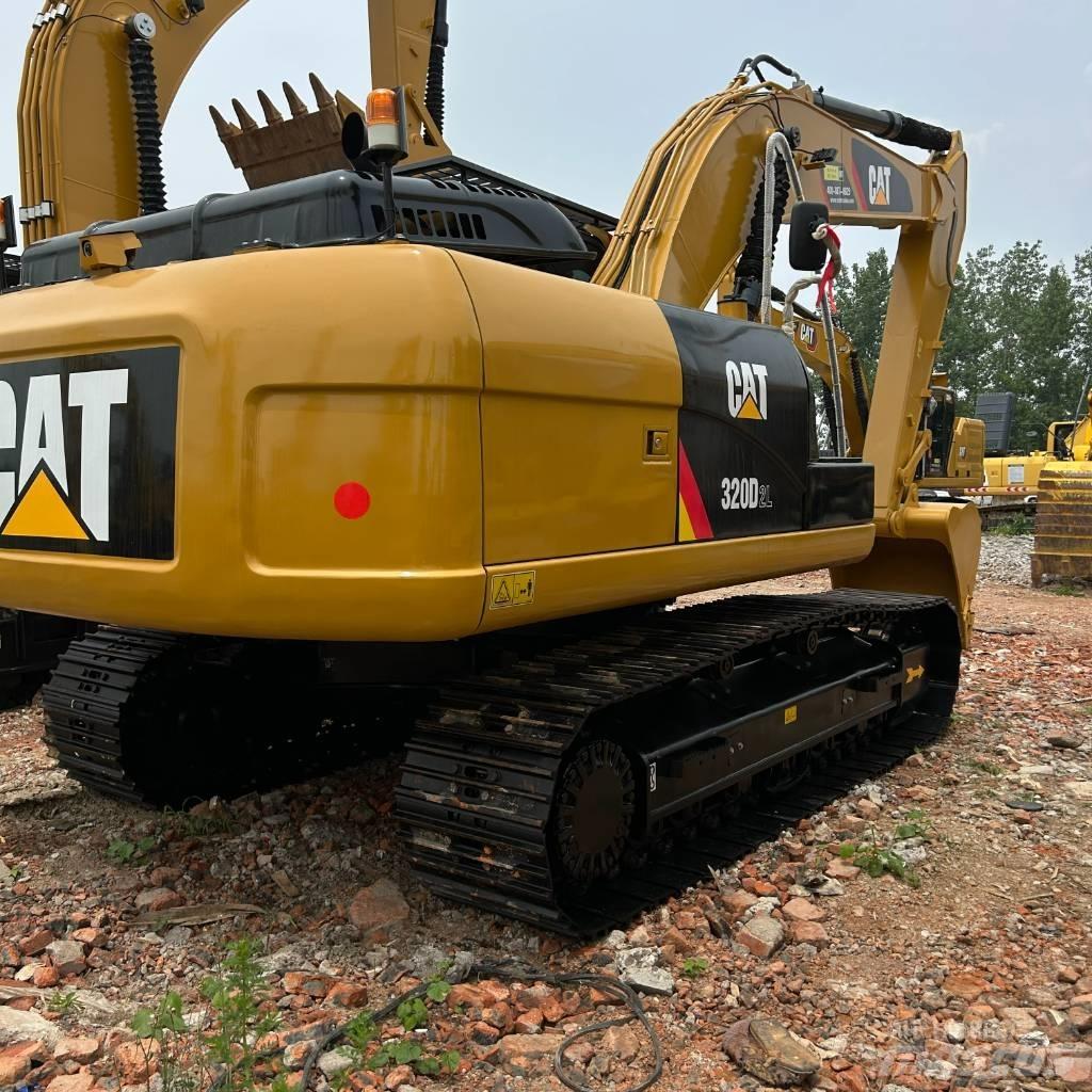 CAT 320D2L Escavatori cingolati