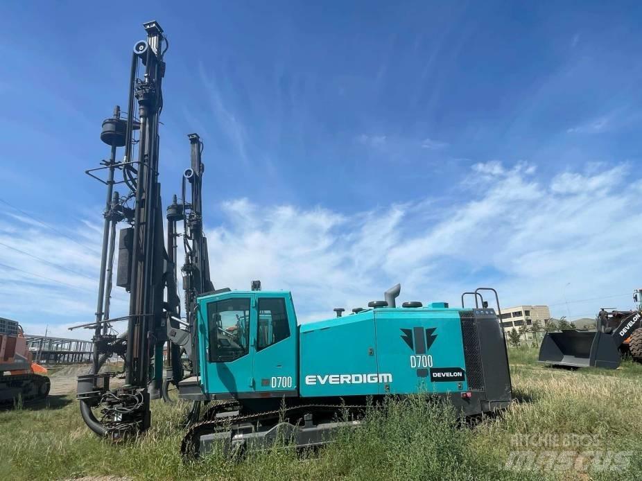 Everdigm D700 Perforatrici di superficie