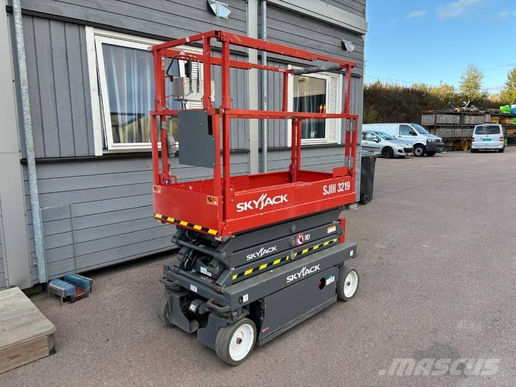 SkyJack SJ III 3219 Piattaforme a pantografo
