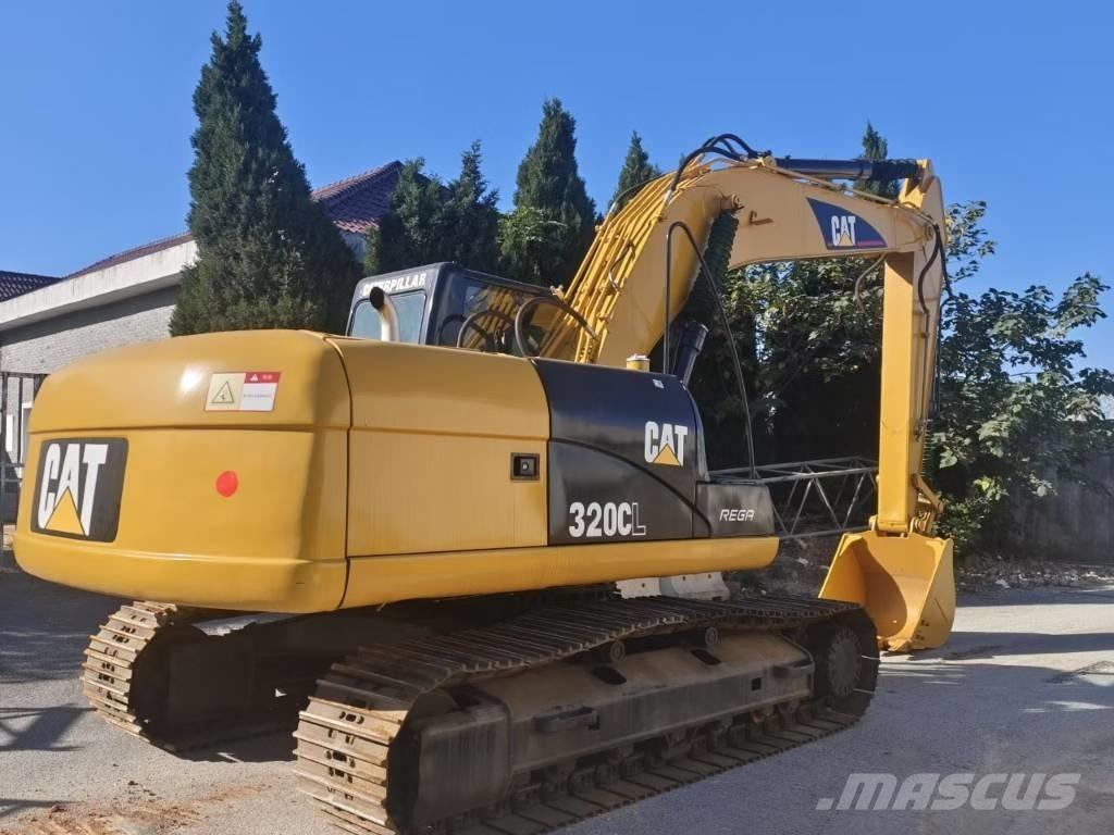 CAT 320 Escavatori cingolati