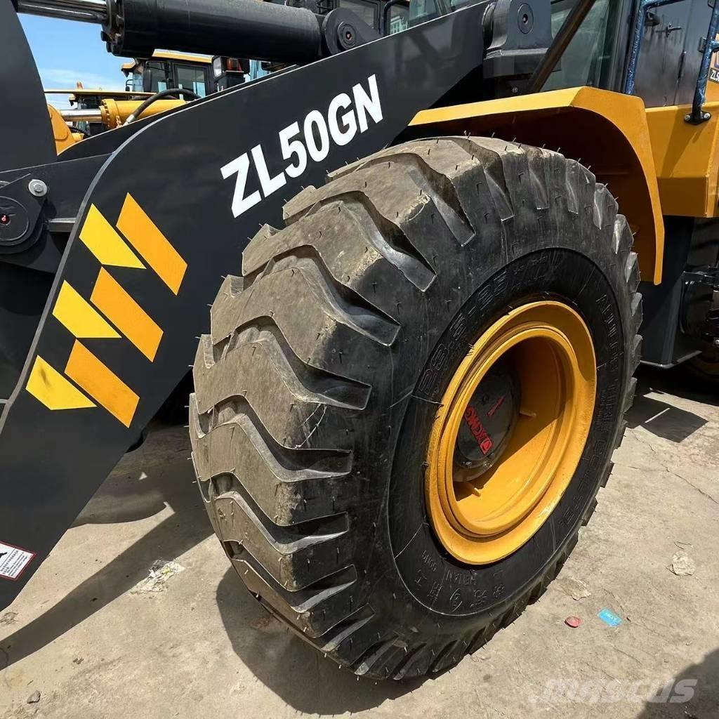 XCMG ZL 50 GN Pale gommate