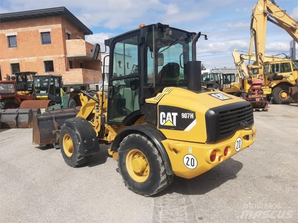 CAT 907H Pale gommate