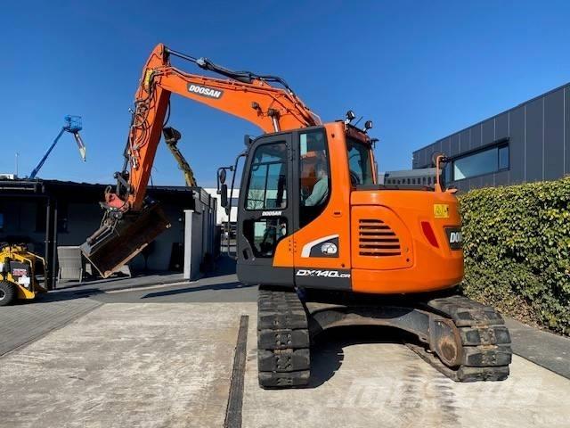 Doosan DX140 LCR-5 Escavatori cingolati