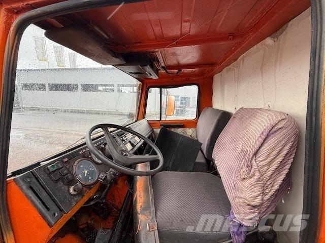 Unimog 424 USED CAB Cabine e interni