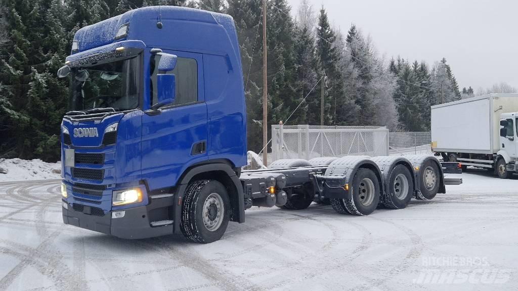 Scania R 560 8X4 ADR Autocabinati