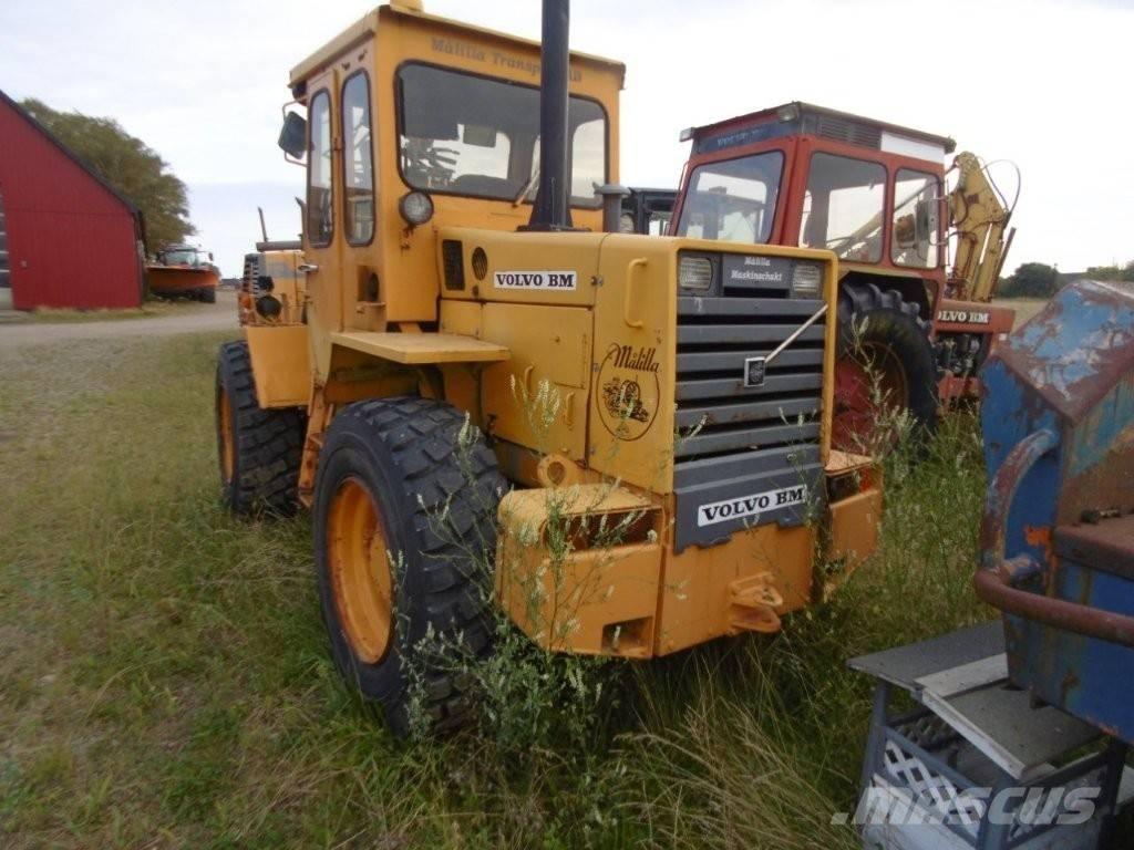Volvo BM 4200 Pale gommate