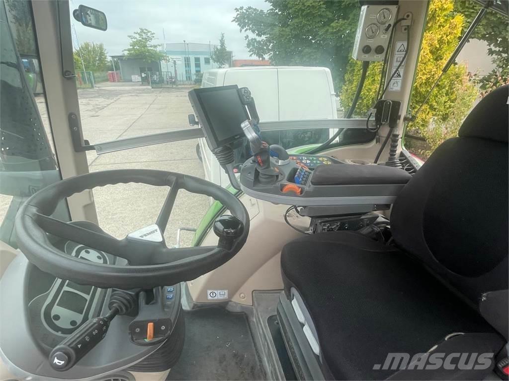 Fendt 724 Vario Trattori