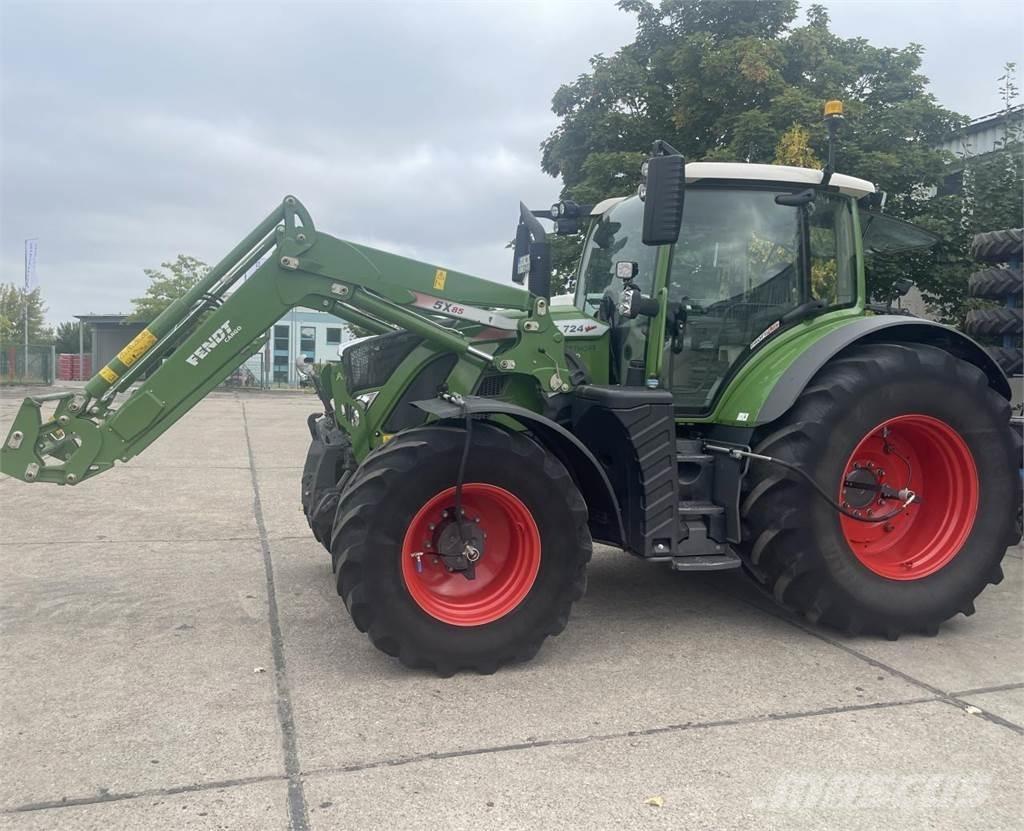 Fendt 724 Vario Trattori