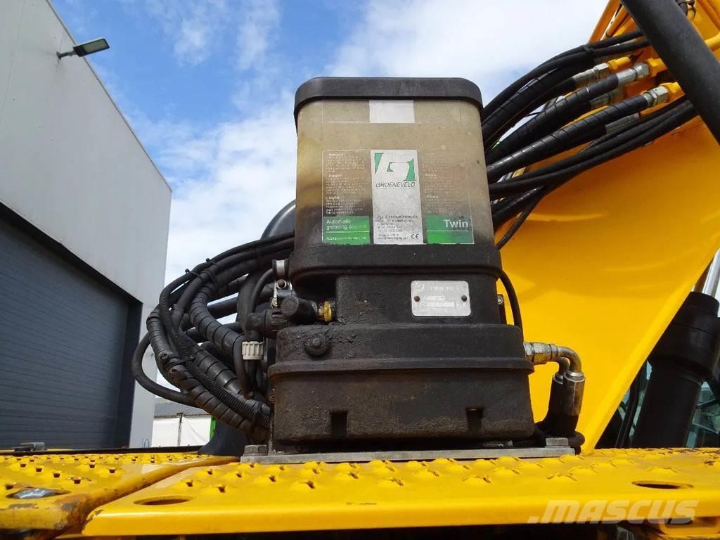 JCB JZ140 Escavatori cingolati