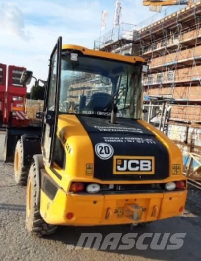 JCB 407 Pale gommate