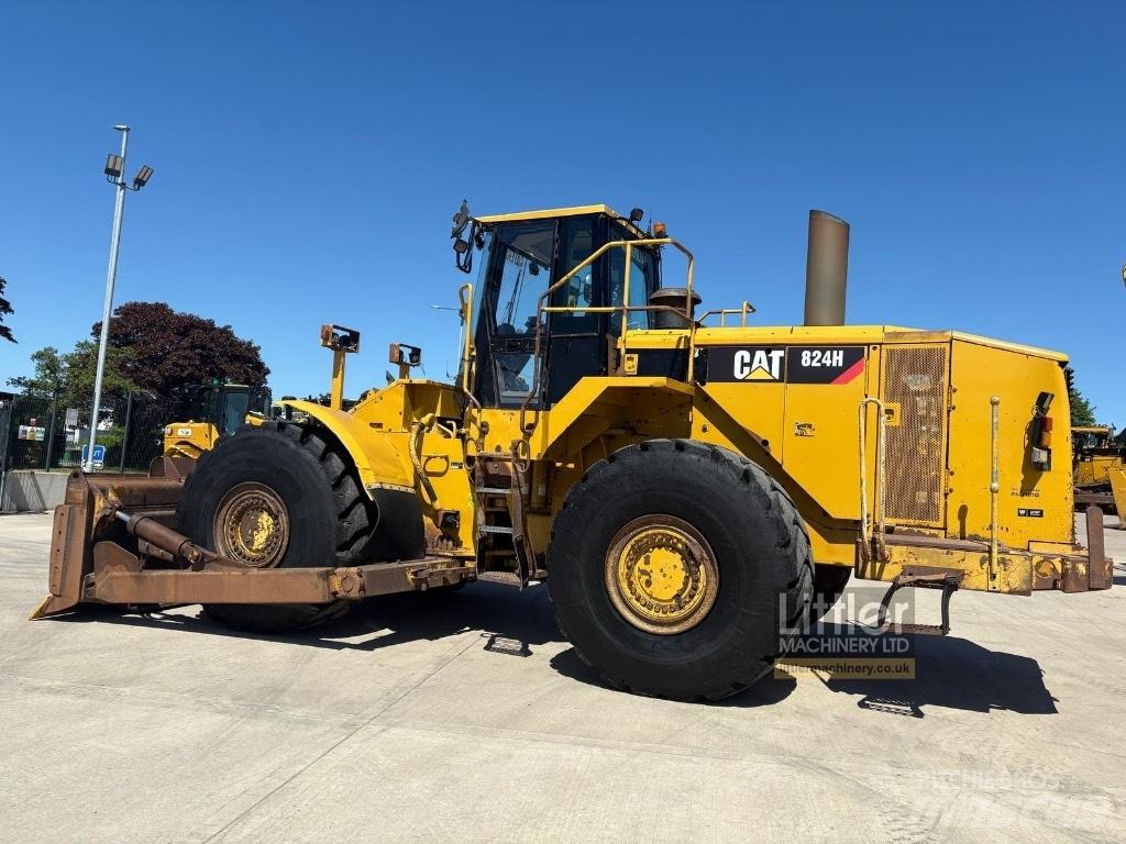 CAT 824 H Dozer gommati