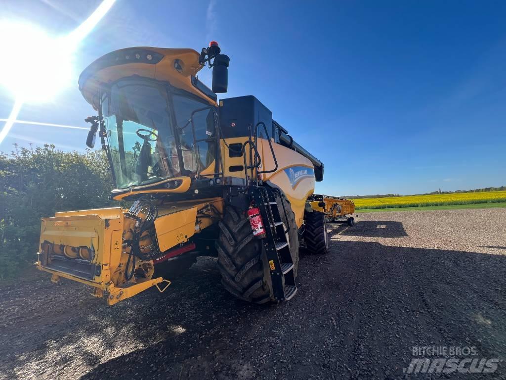 New Holland 8.85 Mietitrebbiatrici