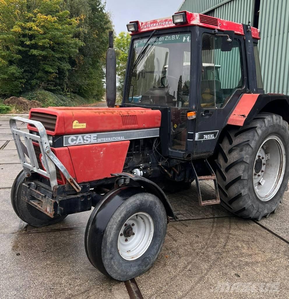 Case IH 745 XL Trattori