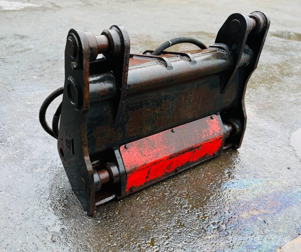  Schnellwechsler 1 Escavatori gommati