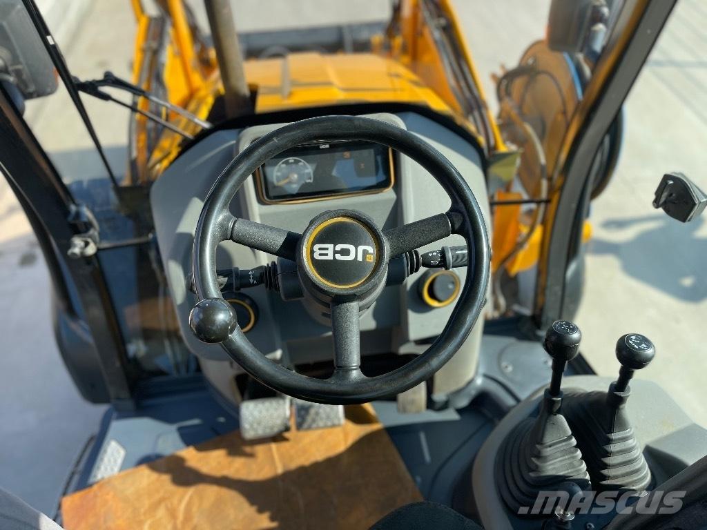 JCB 3 CX / compact Terne