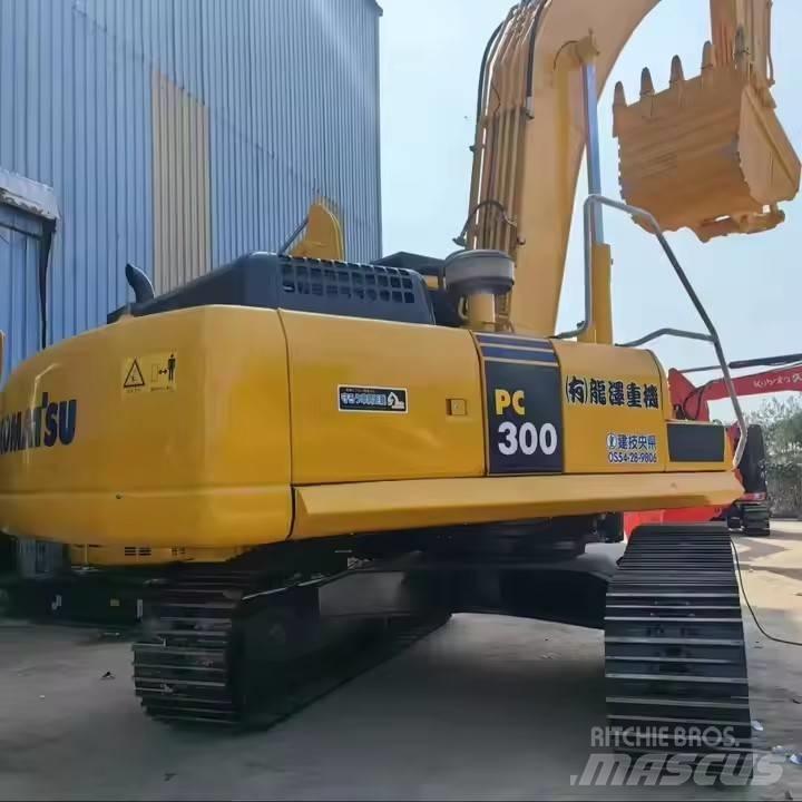 Komatsu PC300 Escavatori cingolati