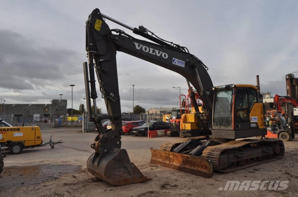 Volvo ECR 235 EL Escavatori cingolati
