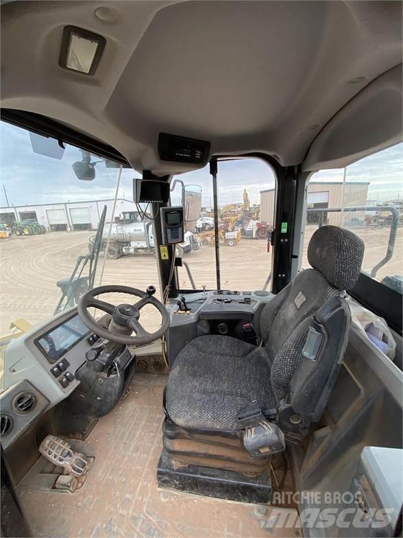 CAT 950GC Pale gommate
