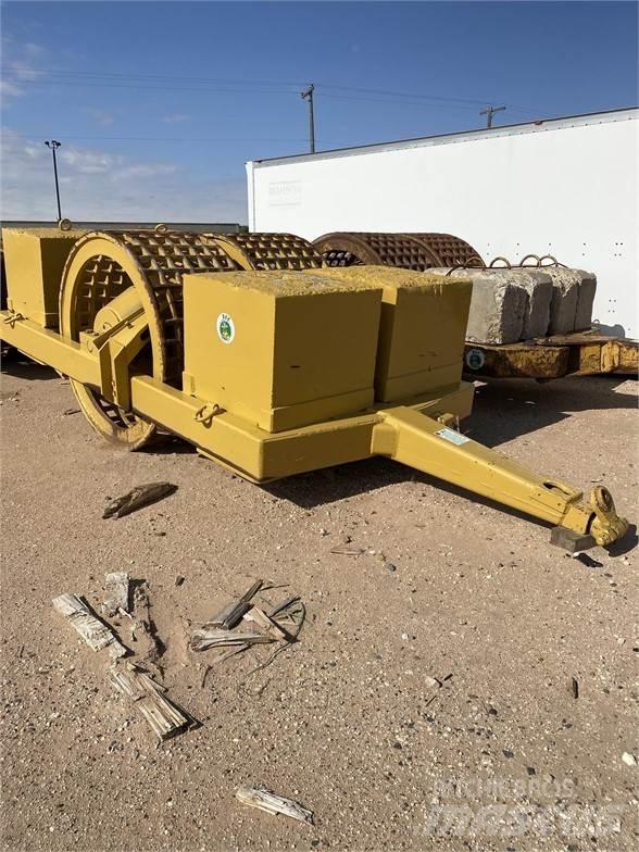 Hyster 70 IN Rulli trainati vibranti