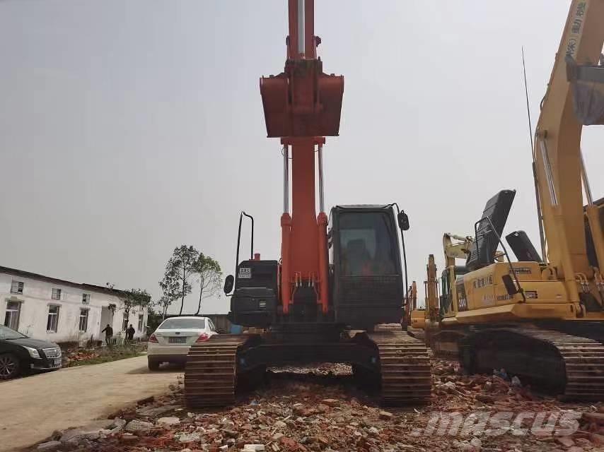 Hitachi ZX 210 Escavatori cingolati