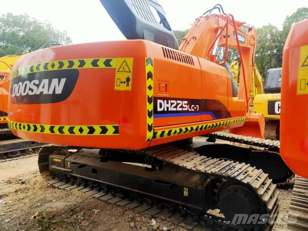 Doosan DH225LC-7 Escavatori cingolati