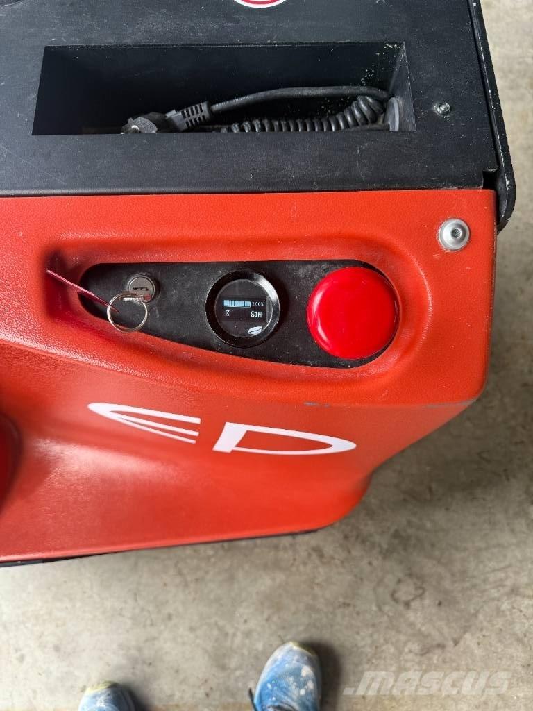EP WSA 161 Transpallet elettrici a timone