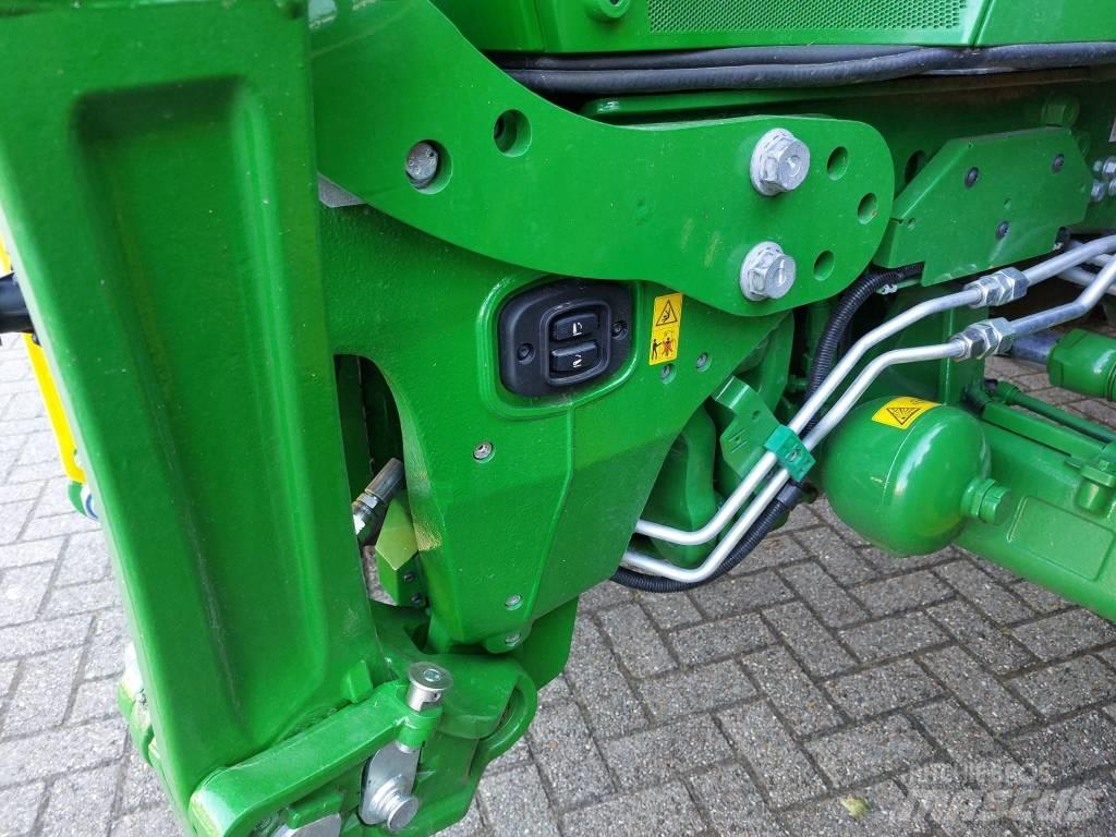 John Deere 6R150 Trattori