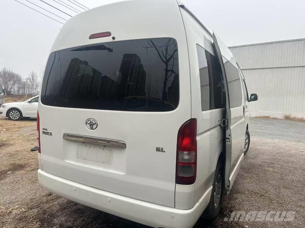 Toyota Hiace Furgone chiuso