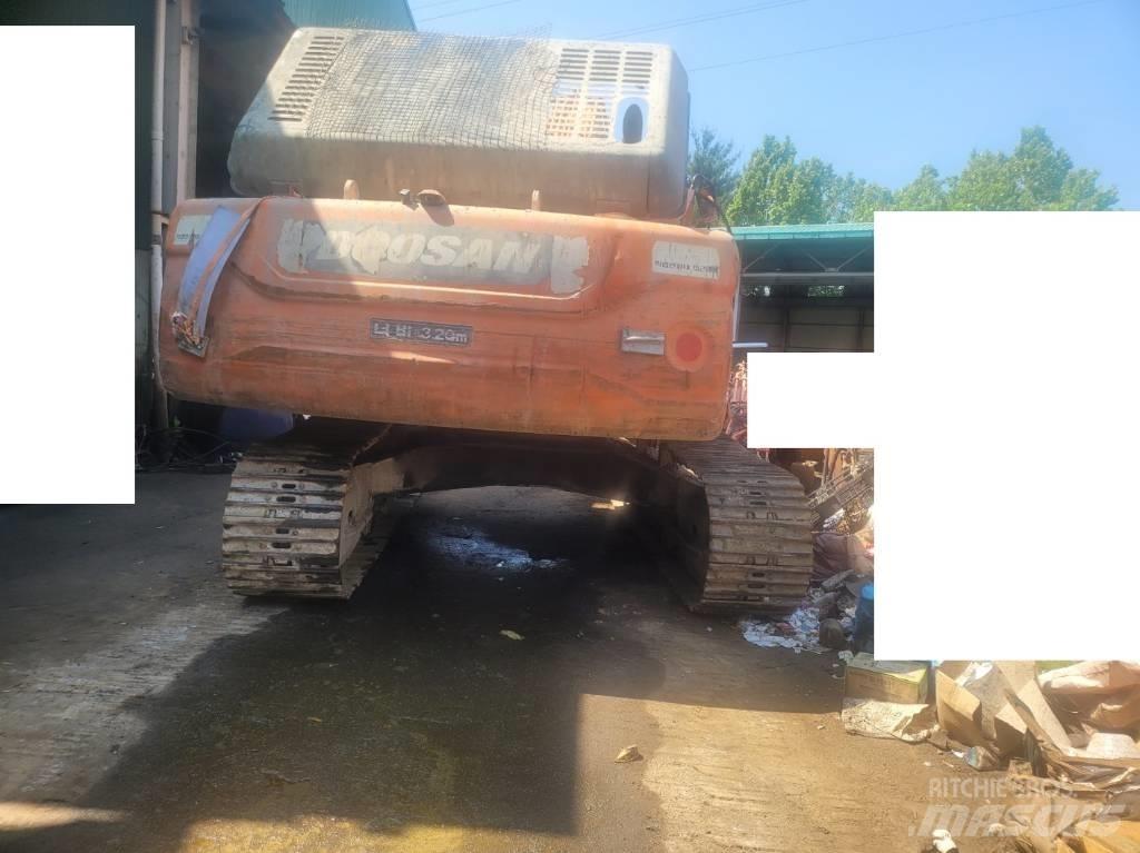 Doosan DX 300 LCA Escavatori cingolati