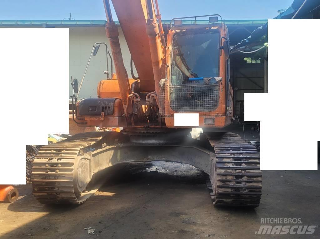 Doosan DX 300 LCA Escavatori cingolati