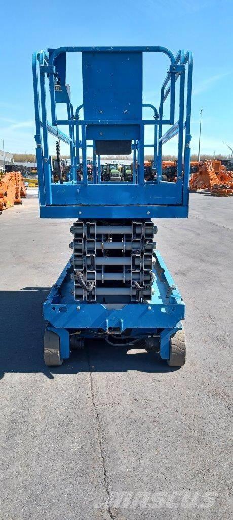 GENIE GS4047 Piattaforme a pantografo