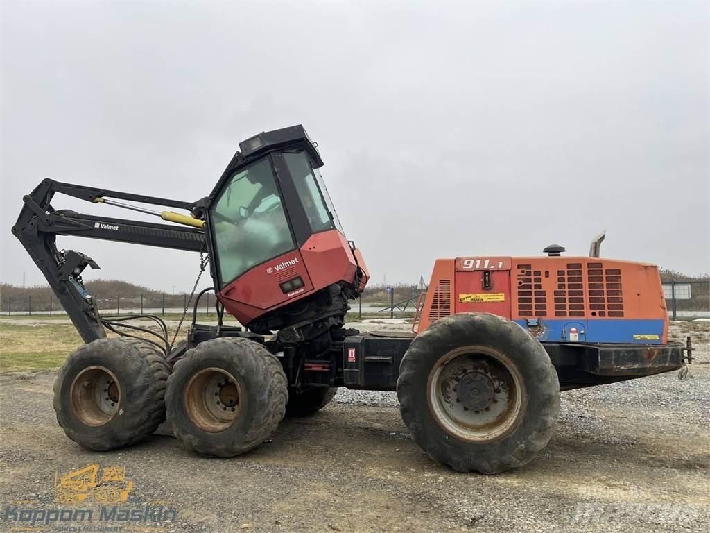 Valmet 911.1 Abbattitrici, Disboscatrici