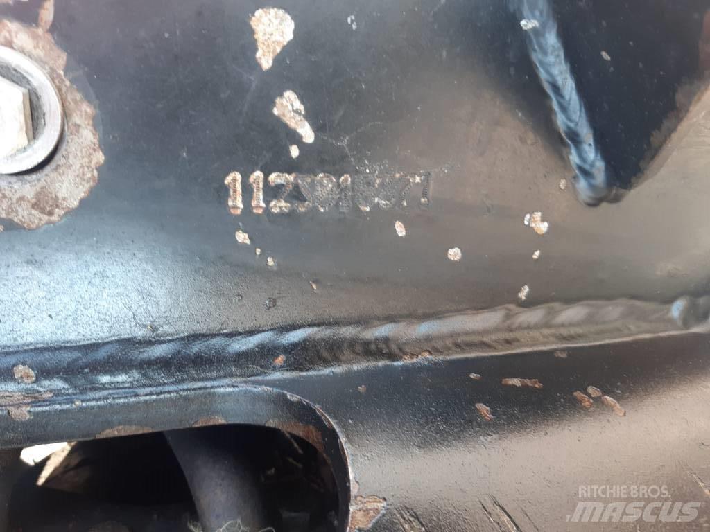 Komatsu 931.2 Abbattitrici, Disboscatrici