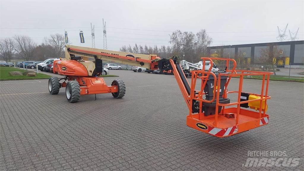 JLG M600JP Piattaforme a braccio telescopico