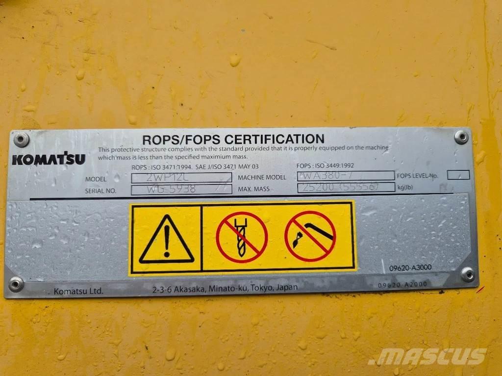 Komatsu WA 380 - 7 Pale gommate