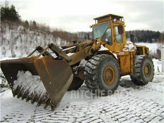 CAT 980B Pale gommate