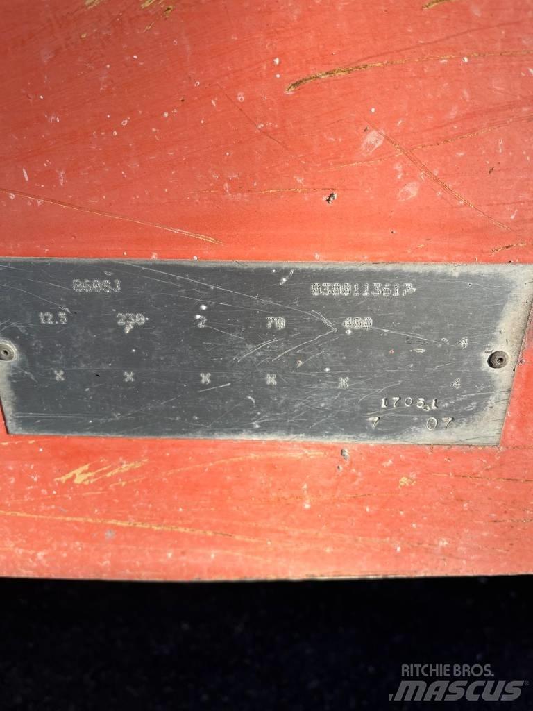 JLG 860 SJ Piattaforme a braccio telescopico