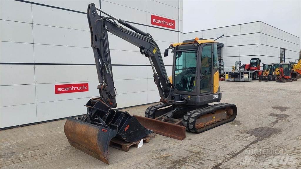 Volvo ECR50D Escavatori gommati
